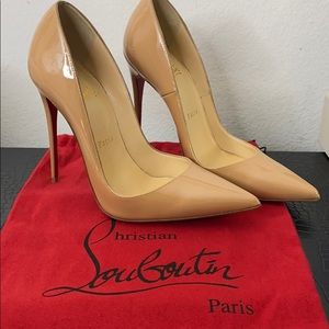 CHRISTIAN LOUBOUTUN sokate 100% authentic